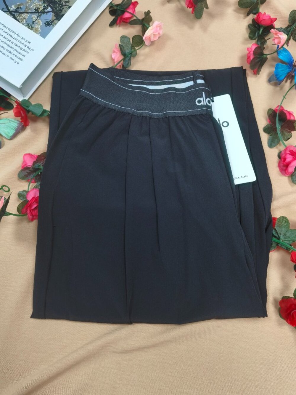 🖤Alo Yoga Relaxed Fit Straight Leg Black Trouser NWT (Regular 30" Inseam)🌠 - Picture 6 of 7